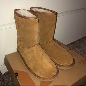 Kookaburra by UGG boots